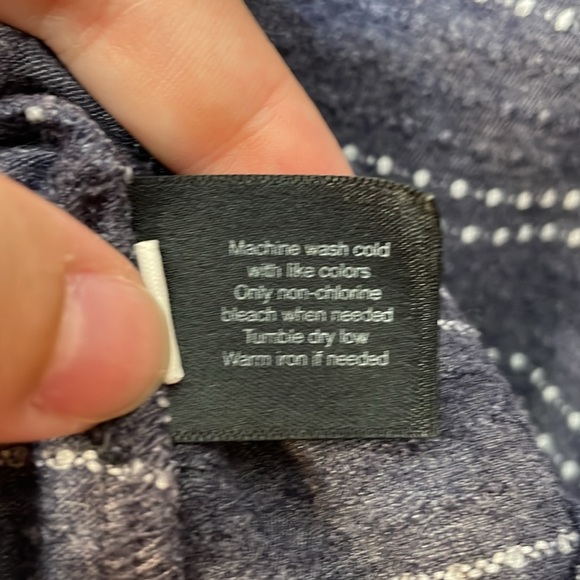 LANE BRYANT UEC 14/16 Blue white dot Short Sleeve Textured T-Shirt tie front - Picture 9 of 10